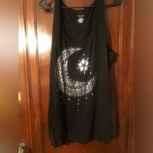 Torrid active tank with moon design